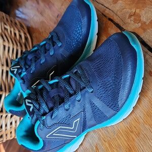 Blue Teal Vionic Sneakers sz 6.5